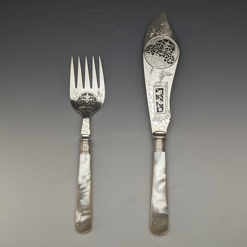 Around 1870 British Antique White Pearl Shell Handle Silver Plated Fish Server Pair in Case